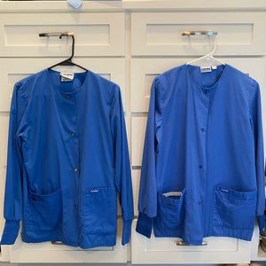 2 XS landau scrub jackets